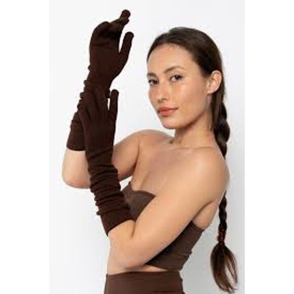 VERA WANG Super Soft Fuzzy Opera Length Gloves Rabbit Fur Wool Brown - Picture 1 of 5